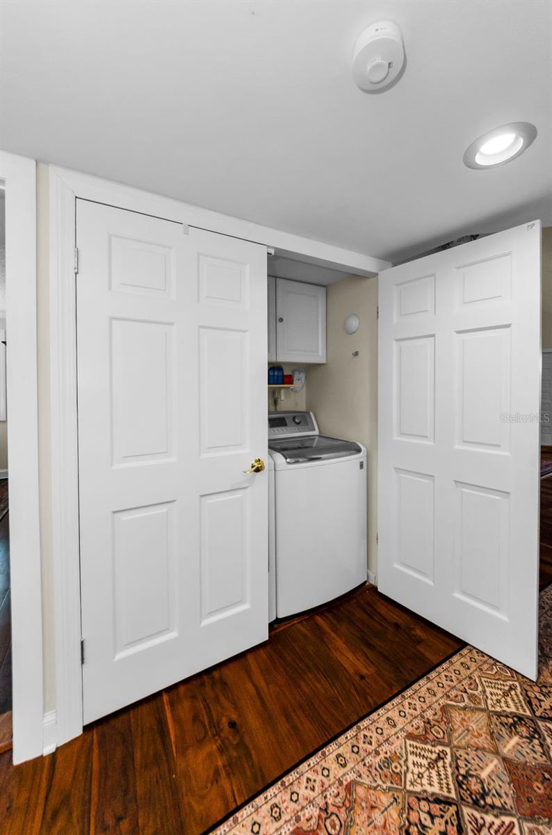 Image 31 of 56 For 10425 Longwood Drive