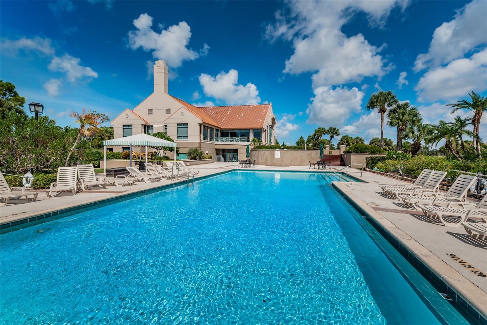 Image 48 of 56 For 10425 Longwood Drive