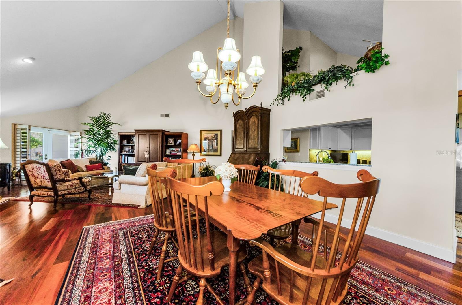 Image 9 of 56 For 10425 Longwood Drive