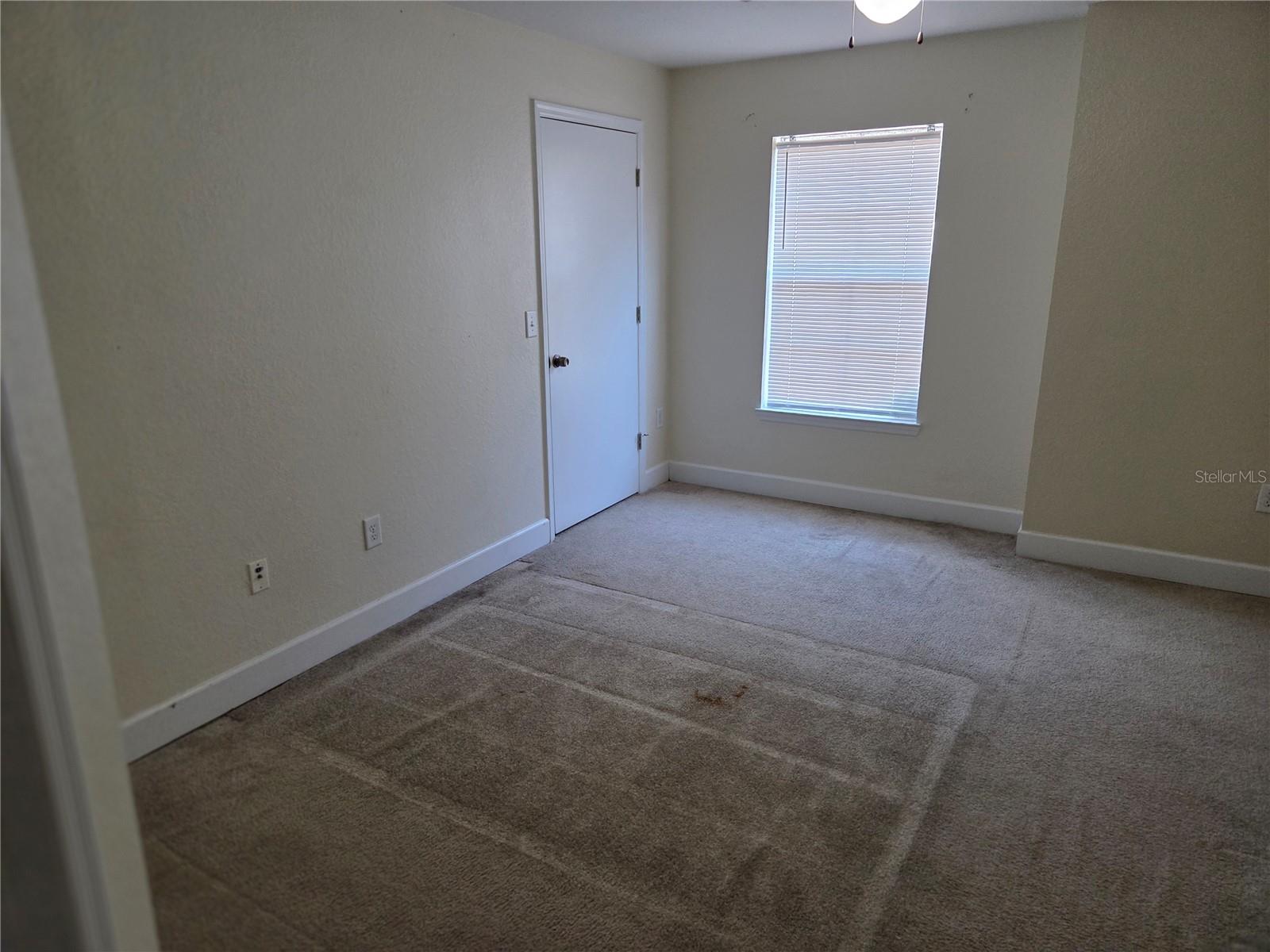 Image 5 of 11 For 8513 Island Breeze Lane 202