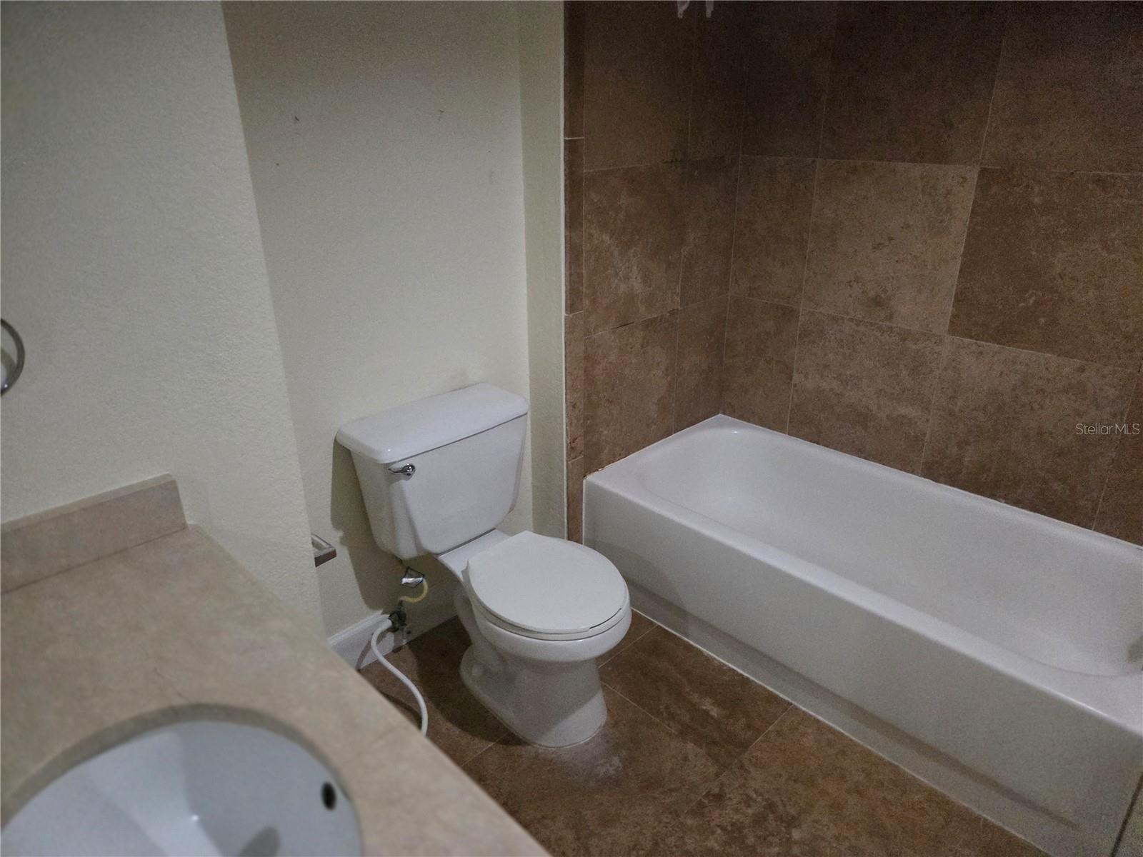 Image 8 of 11 For 8513 Island Breeze Lane 202