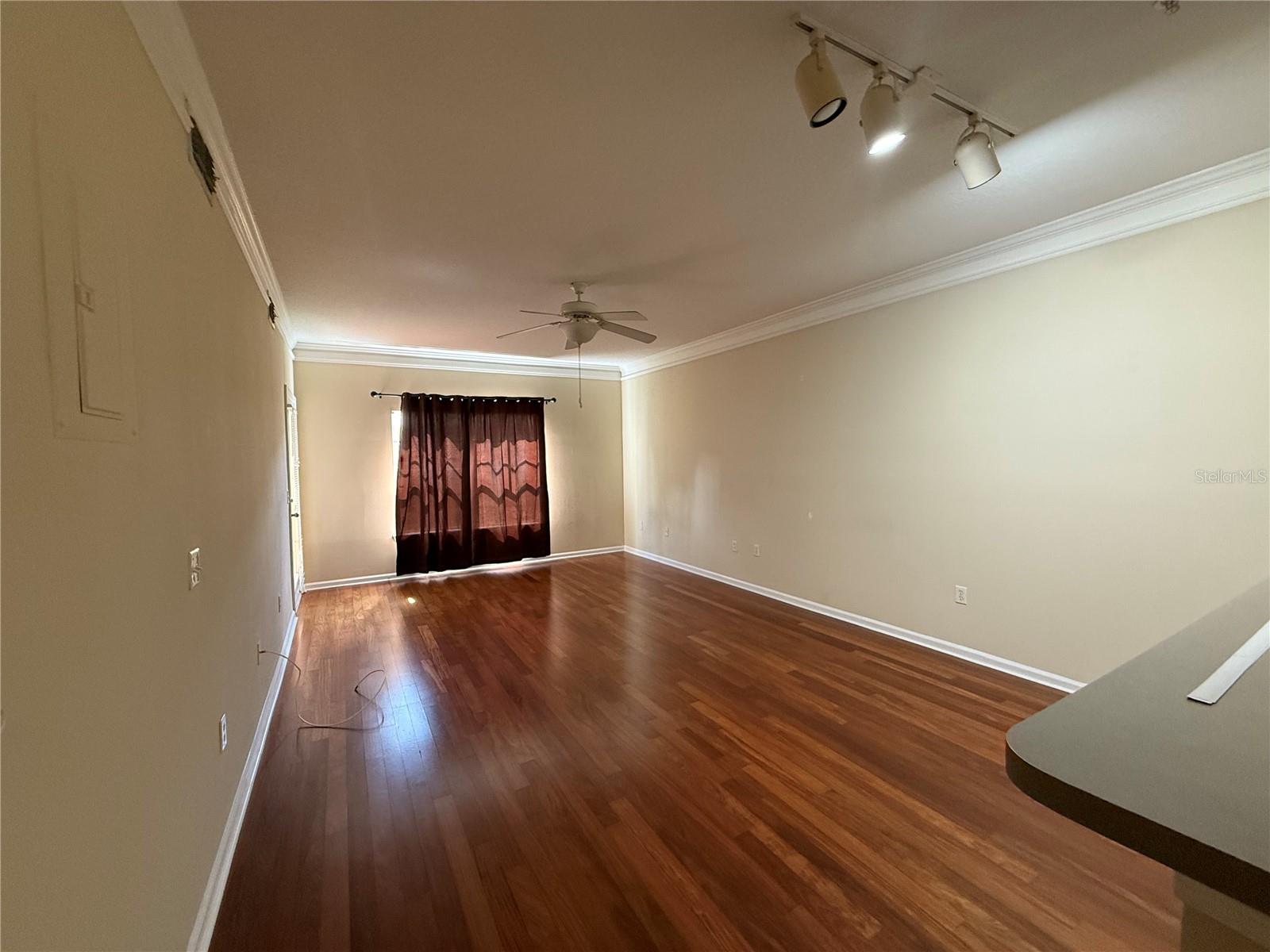Image 5 of 20 For 4207 Dale Mabry Highway 2206