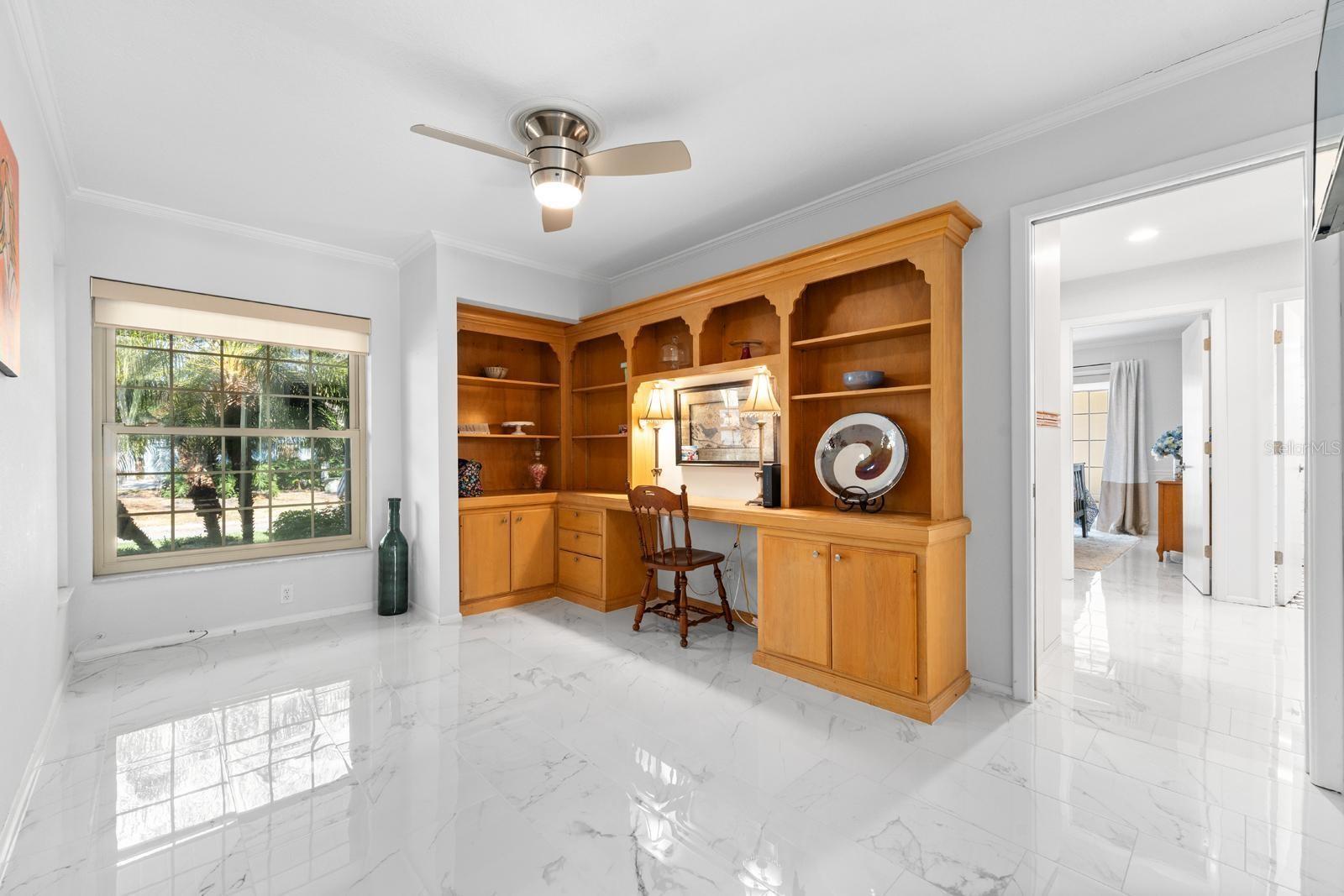 Image 17 of 35 For 767 Caya Costa Court Ne