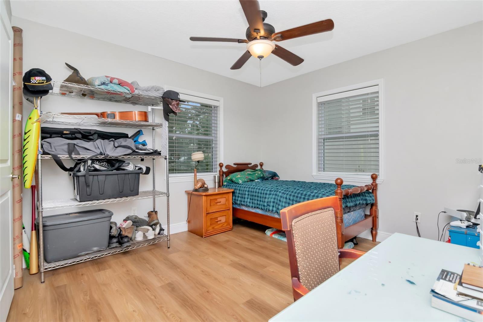 Listing photo id 26 for 4714 Bay View Avenue