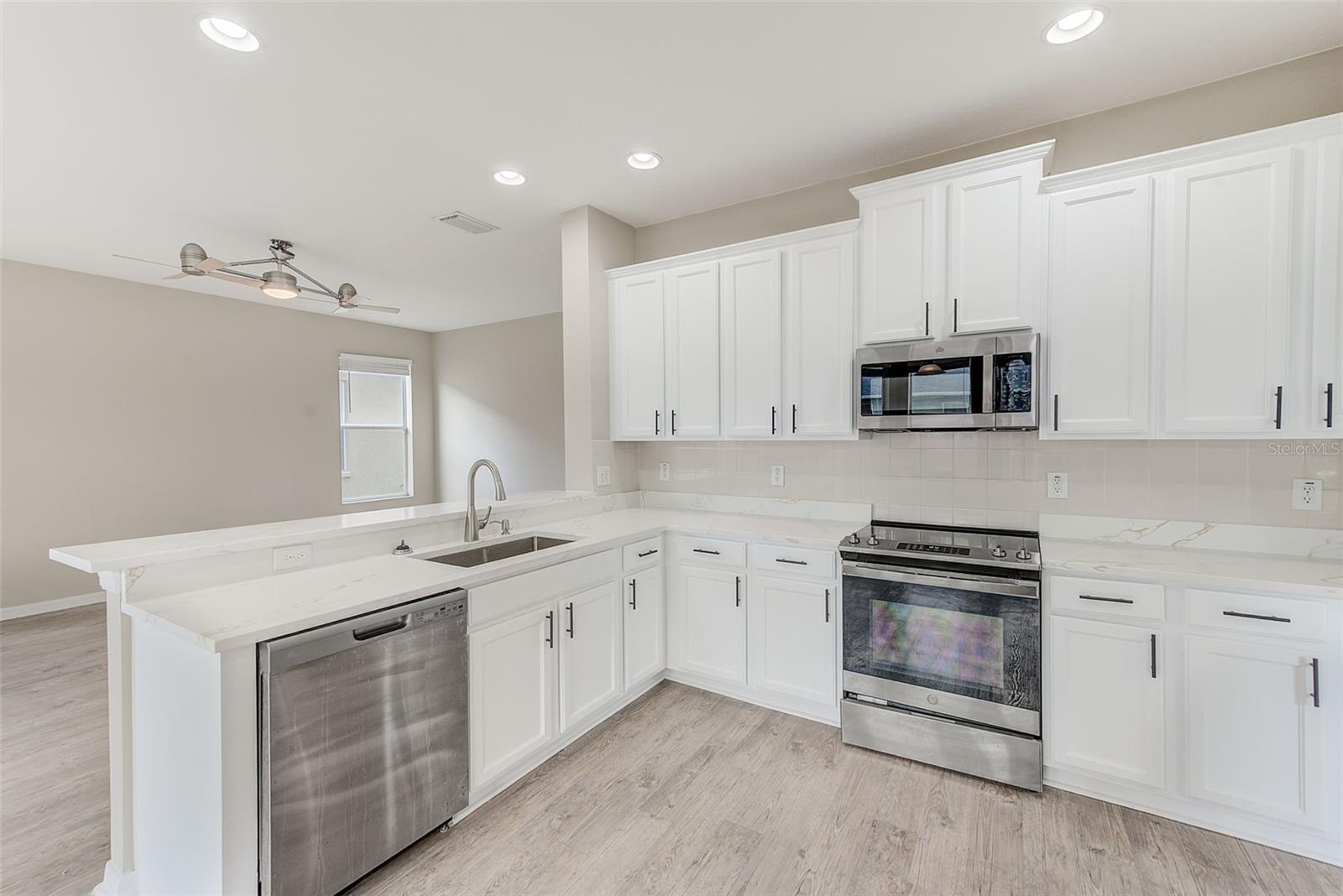 Image 8 of 25 For 8602 Sandy Plains Drive