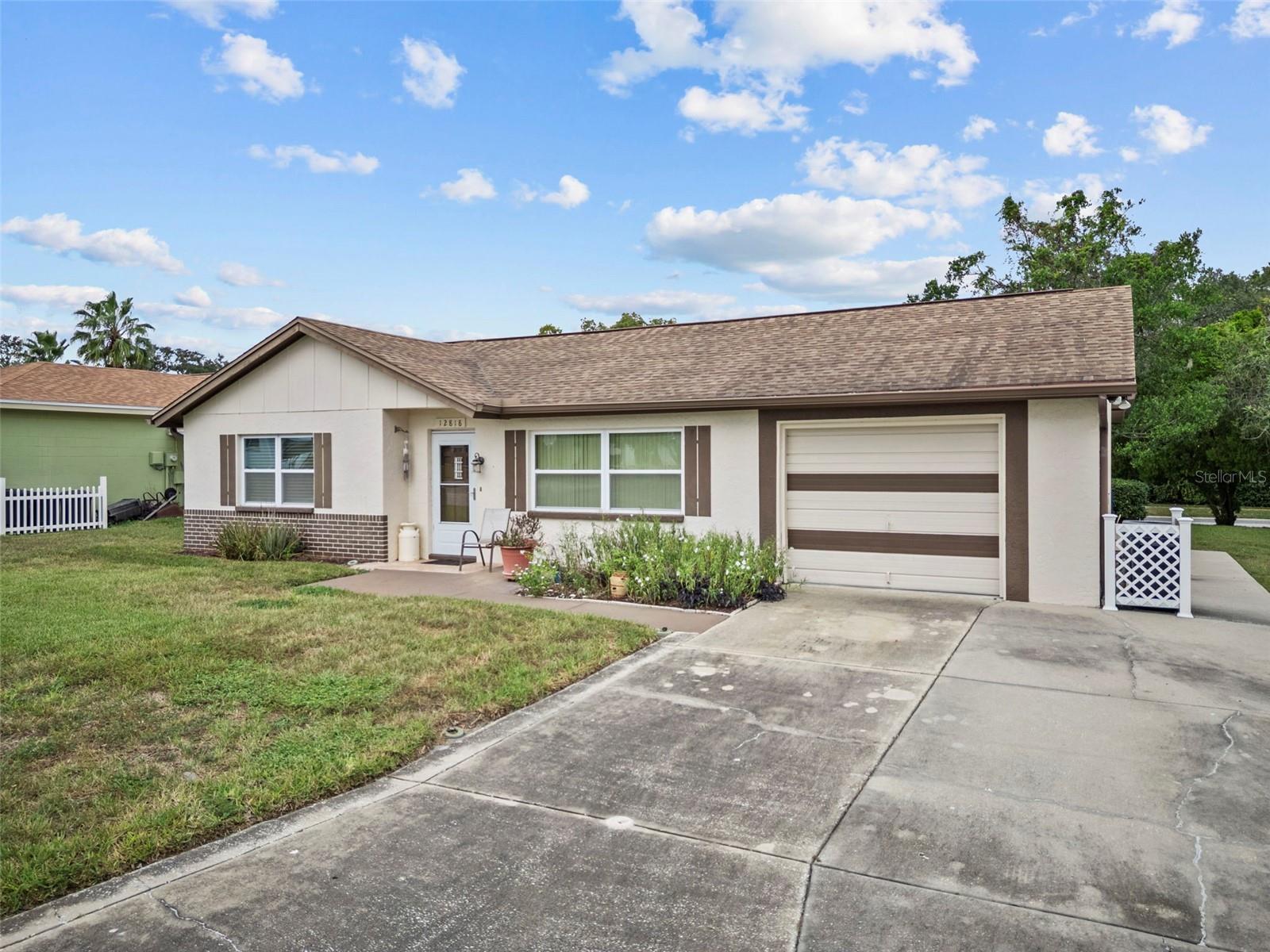 Image 2 of 25 For 12818 Willowdale Way