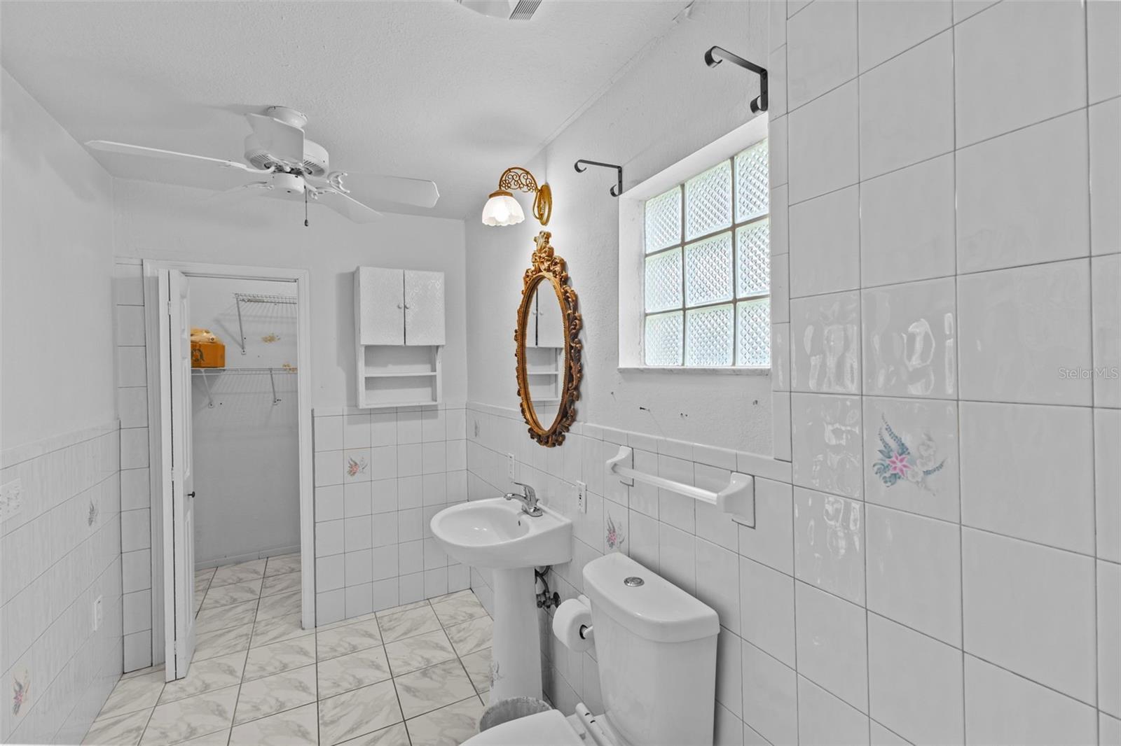 Image 21 of 25 For 12818 Willowdale Way