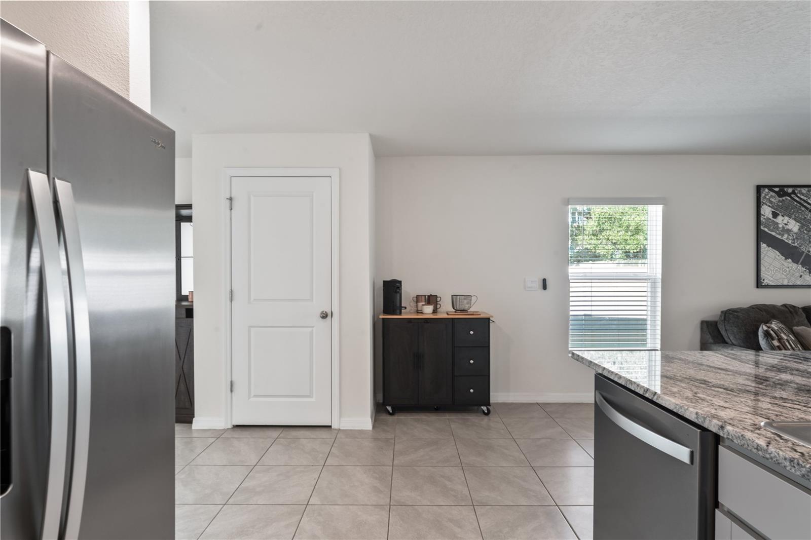 Image 11 of 40 For 37209 Kings Crown Drive