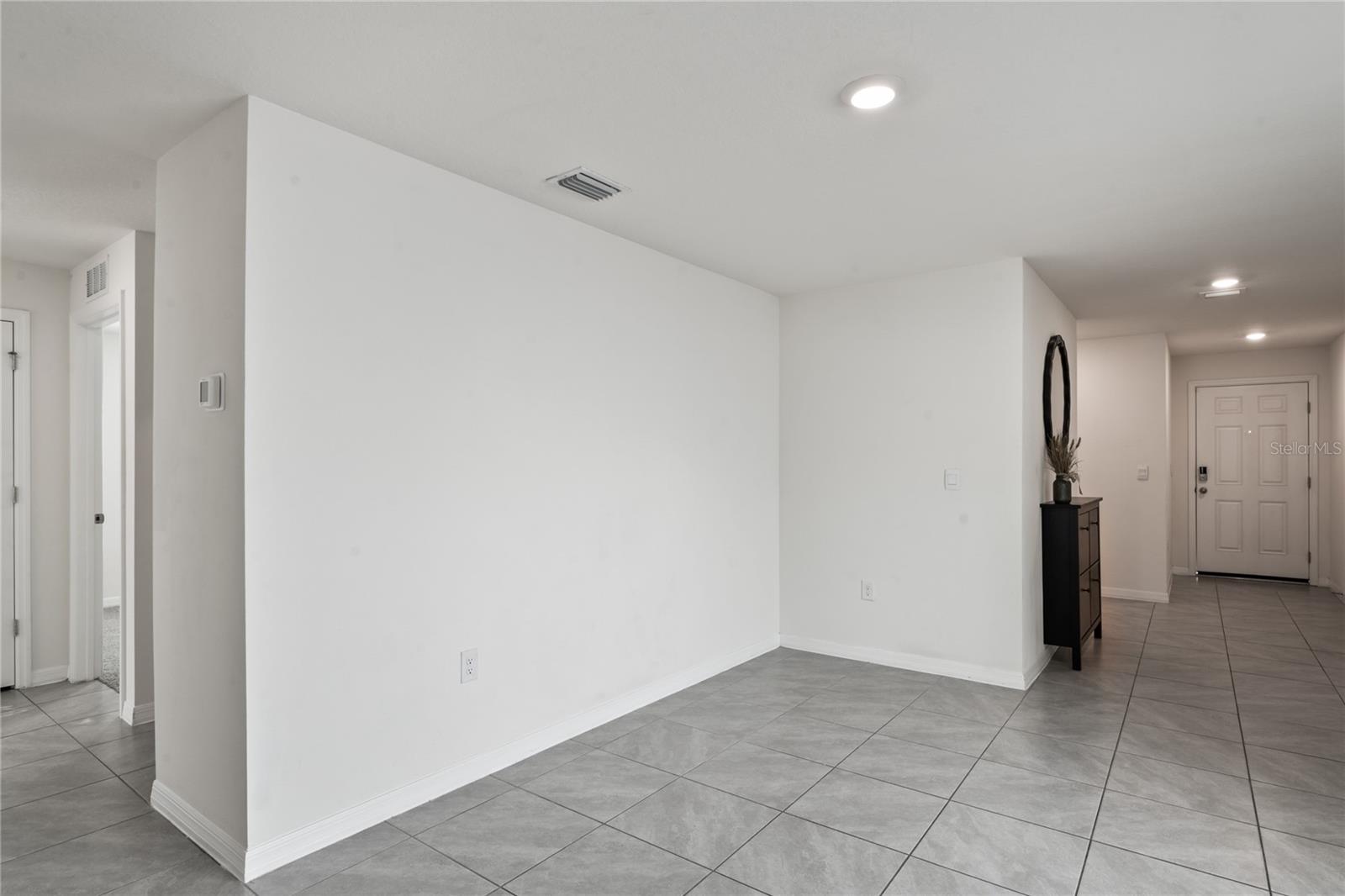 Image 14 of 40 For 37209 Kings Crown Drive
