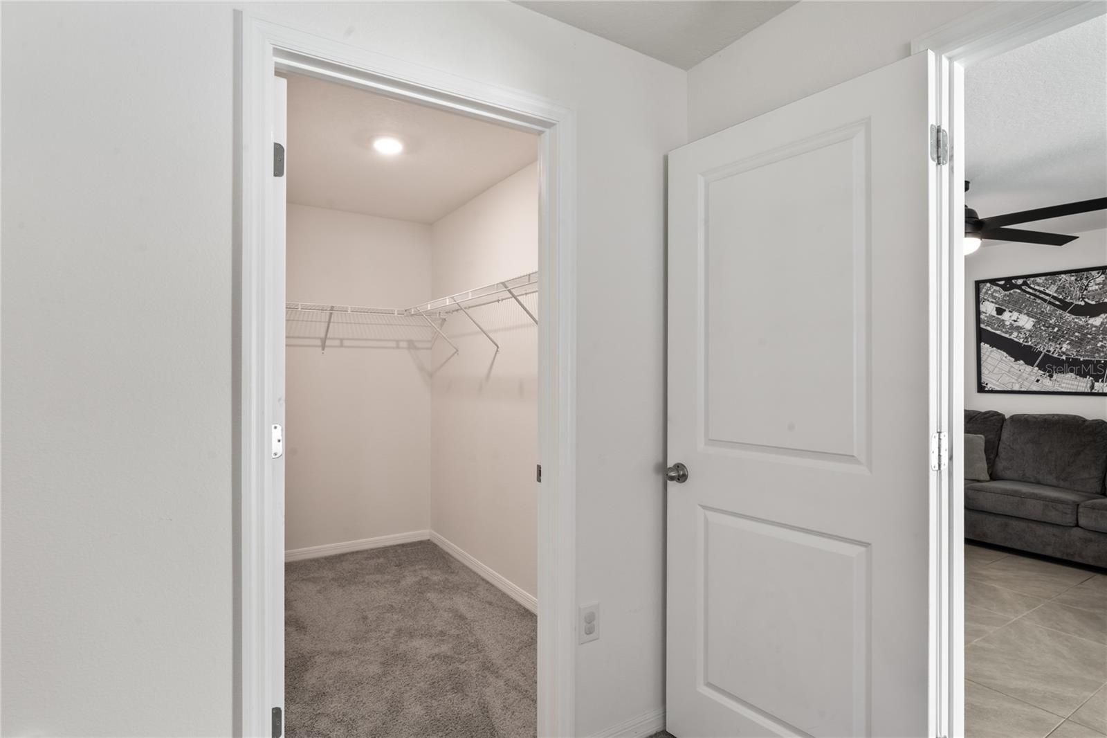 Image 18 of 40 For 37209 Kings Crown Drive