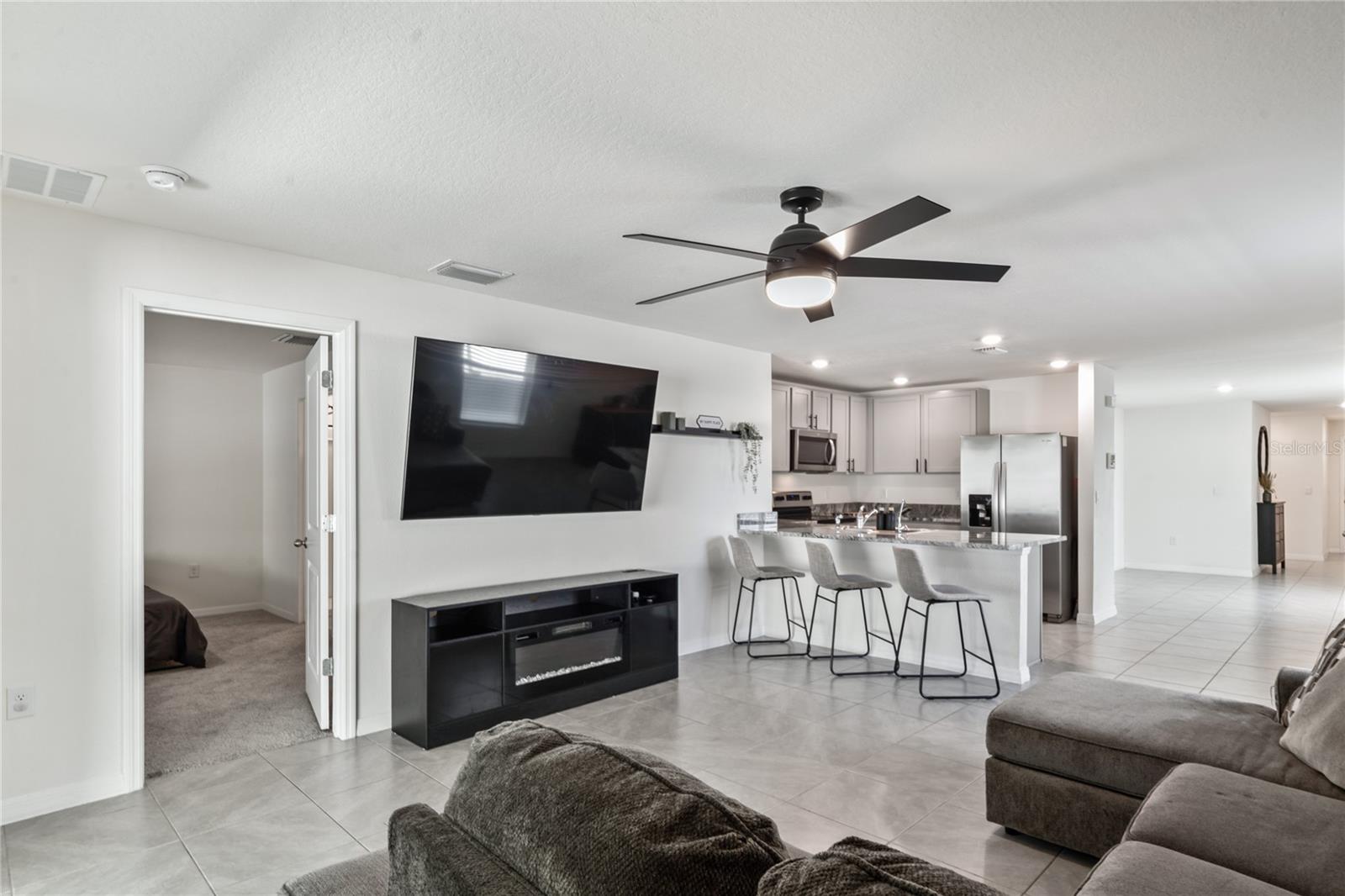 Image 7 of 40 For 37209 Kings Crown Drive