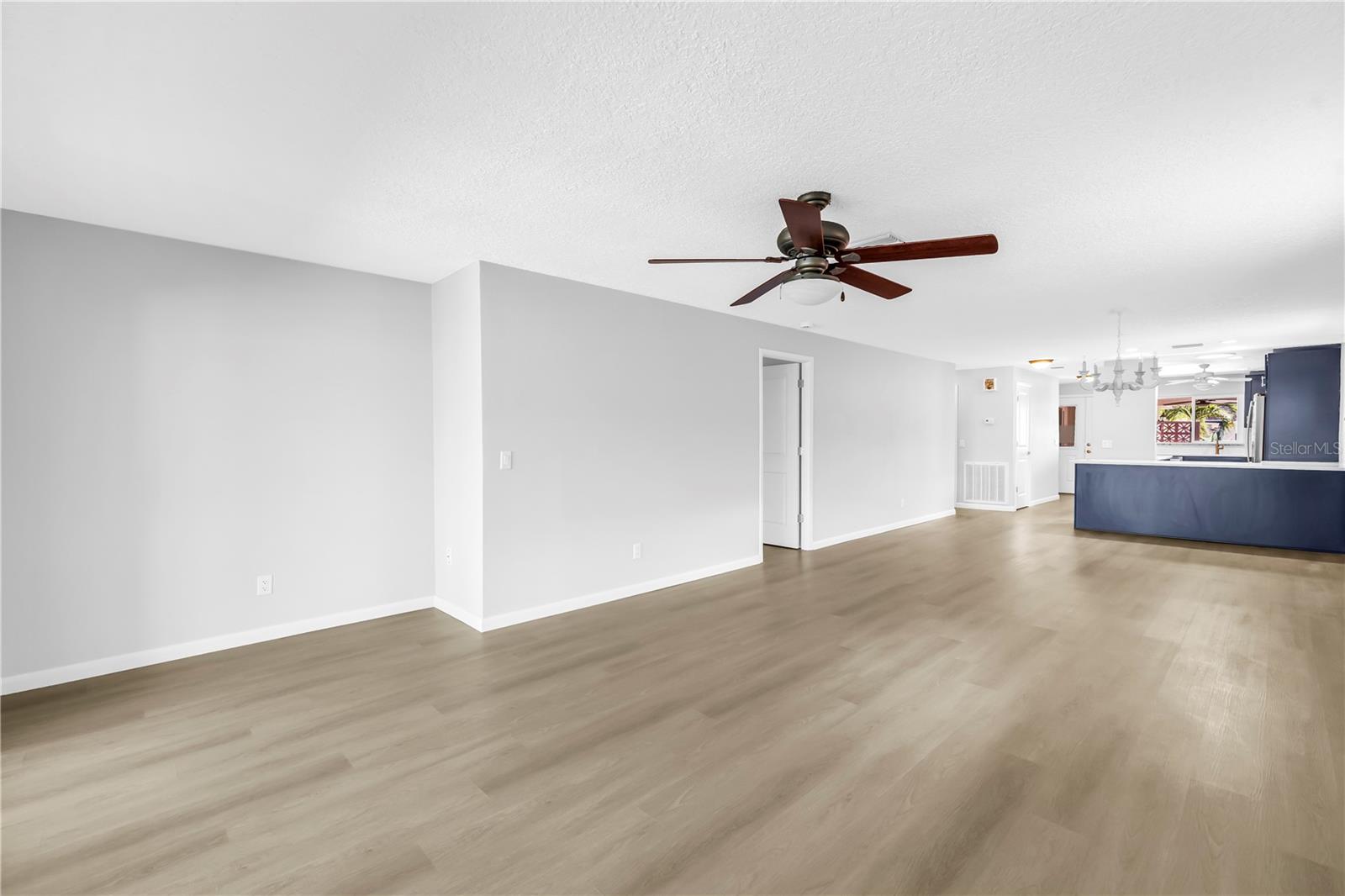 Image 30 of 97 For 433 Boca Ciega Point Boulevard S 1012