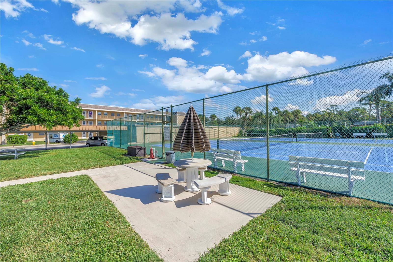 Image 71 of 97 For 433 Boca Ciega Point Boulevard S 1012