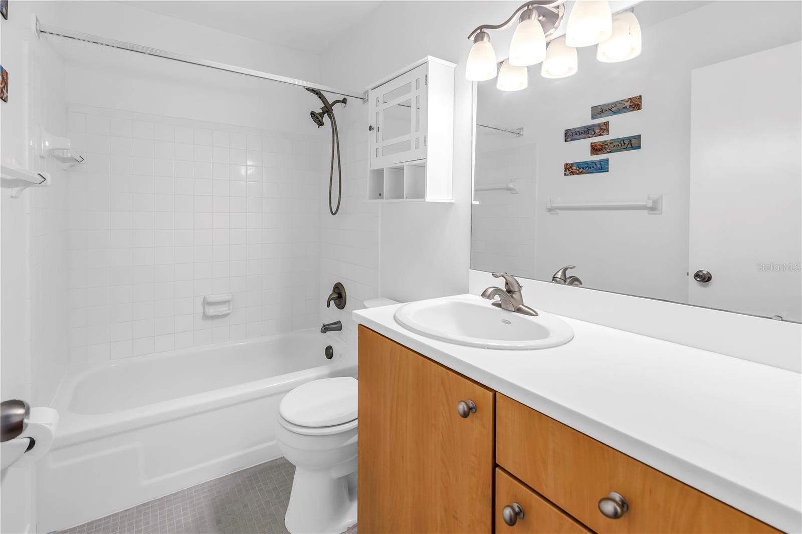 Image 18 of 30 For 1701 Belleair Forest Drive B