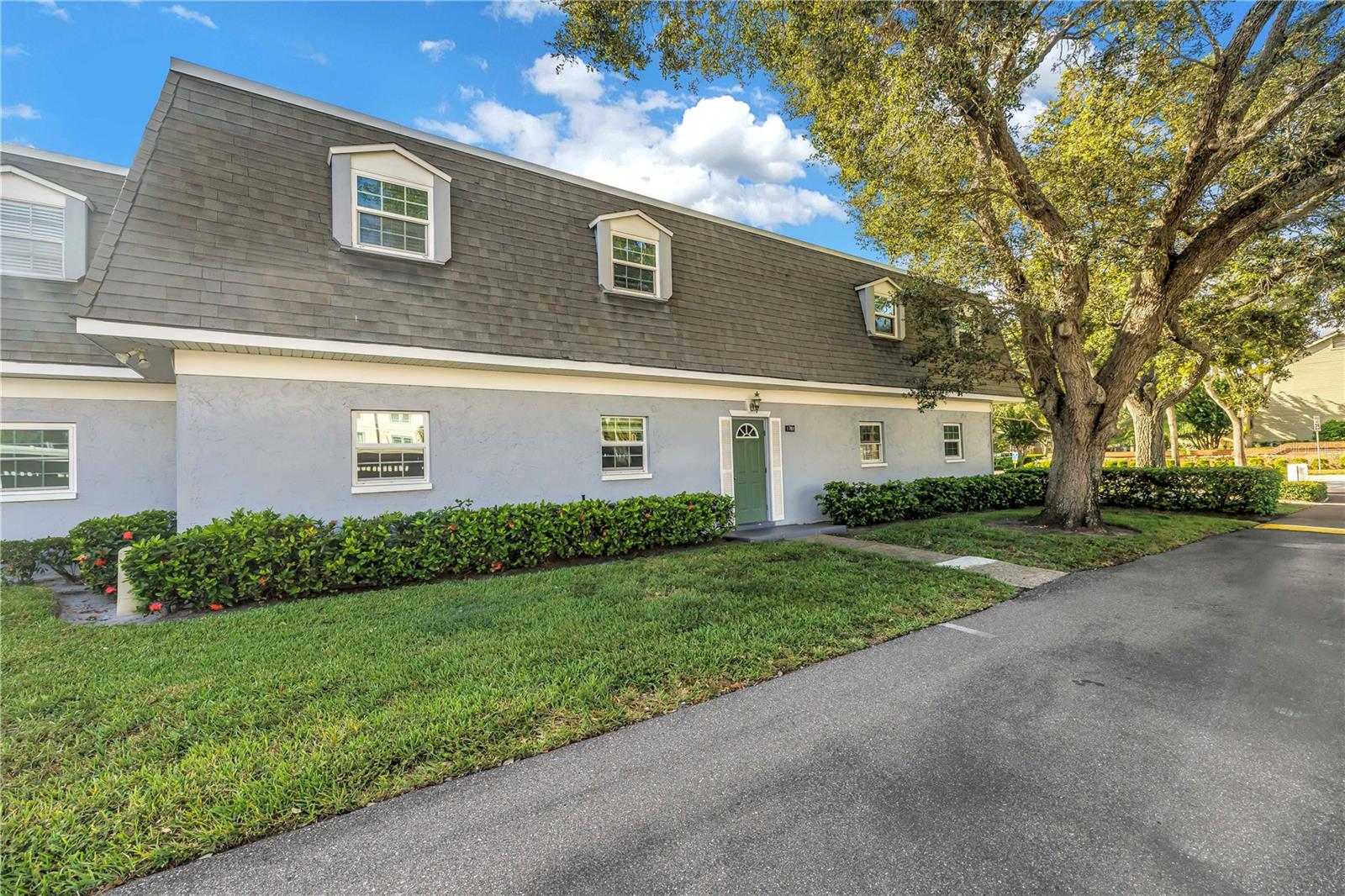 Image 2 of 30 For 1701 Belleair Forest Drive B