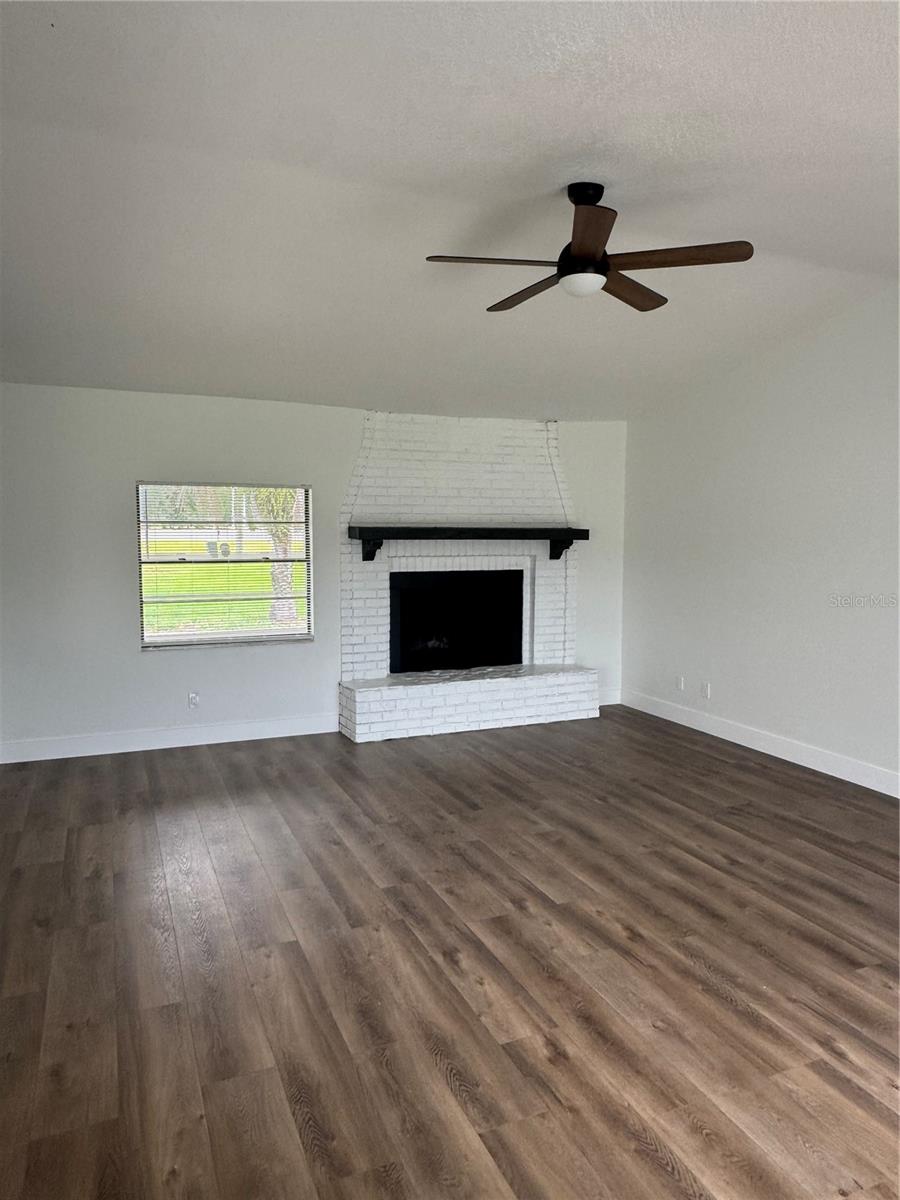 Image 10 of 44 For 18208 State Road 52