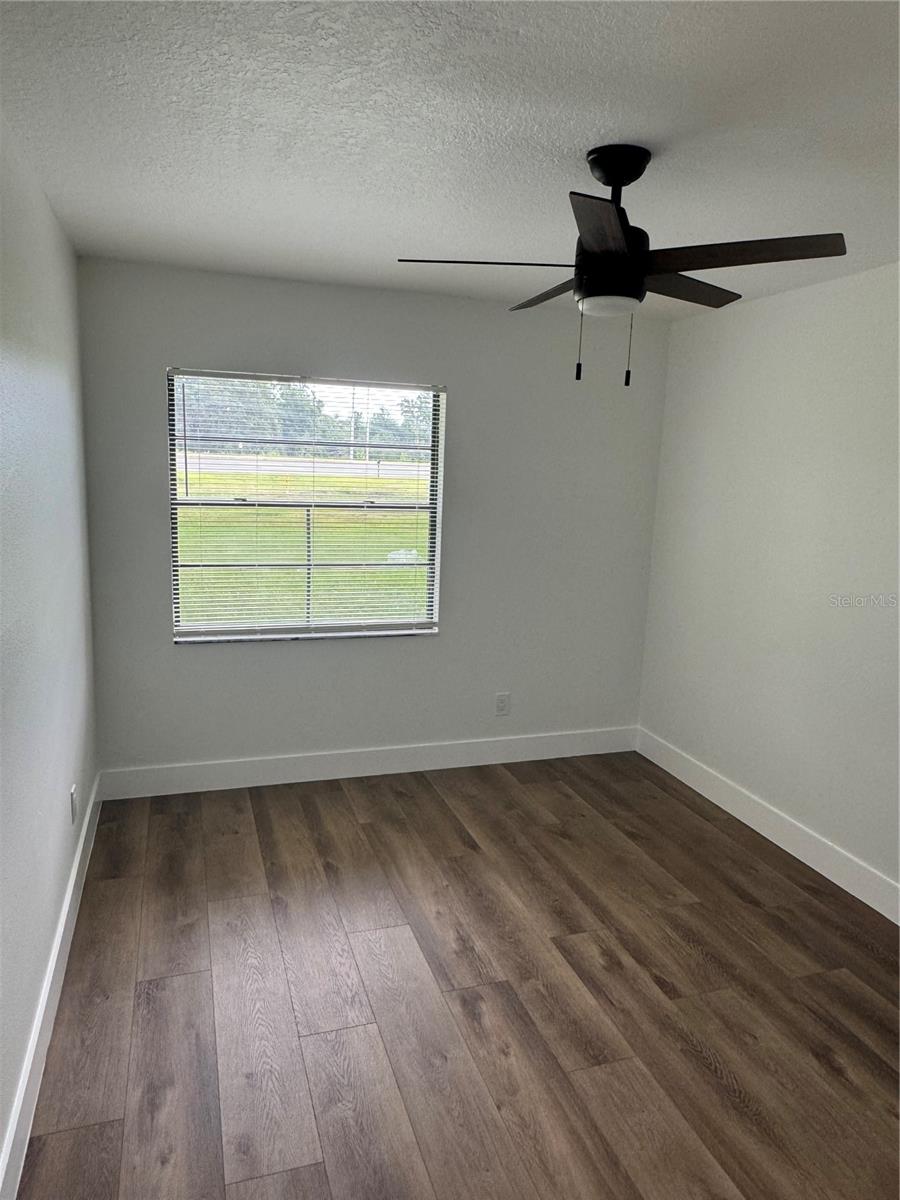 Image 13 of 44 For 18208 State Road 52
