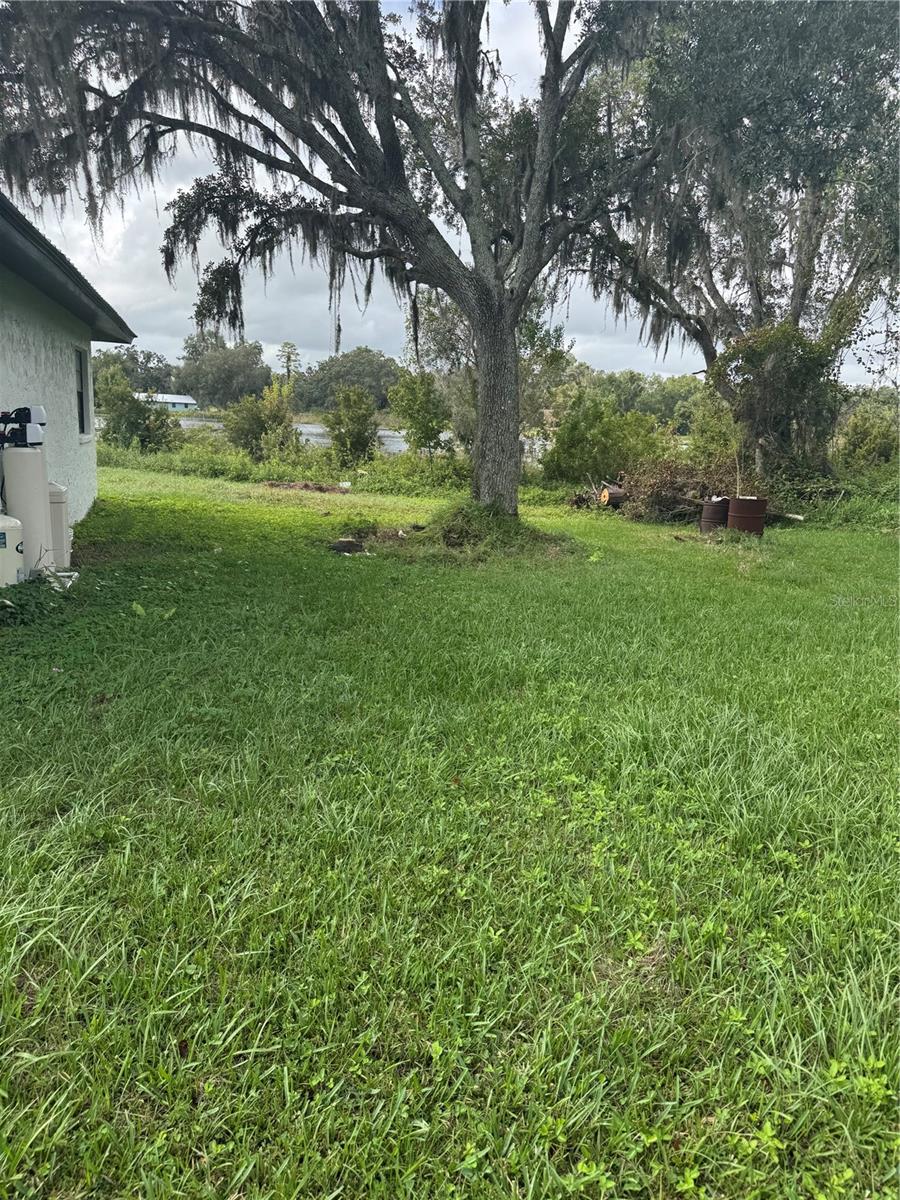 Image 40 of 44 For 18208 State Road 52
