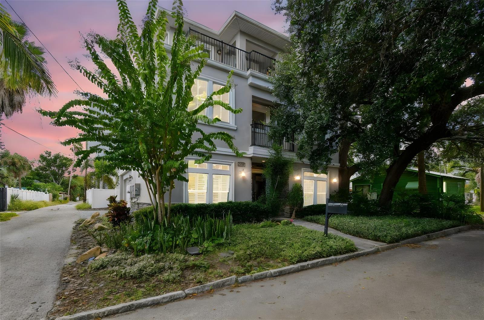 Details for 1408 Azeele Street, TAMPA, FL 33606