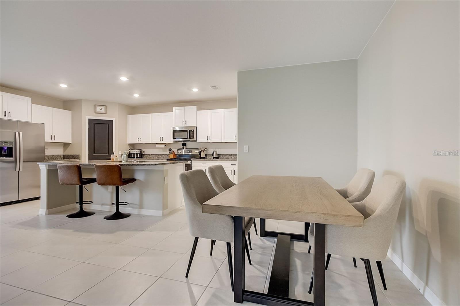 Image 10 of 36 For 9906 Jackfruit Court