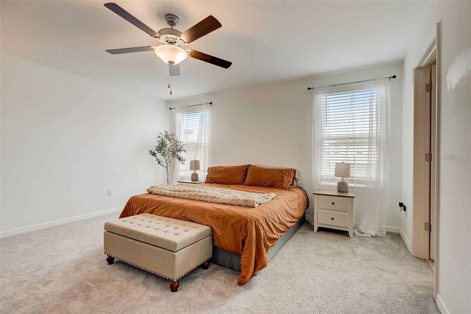 Image 19 of 36 For 9906 Jackfruit Court