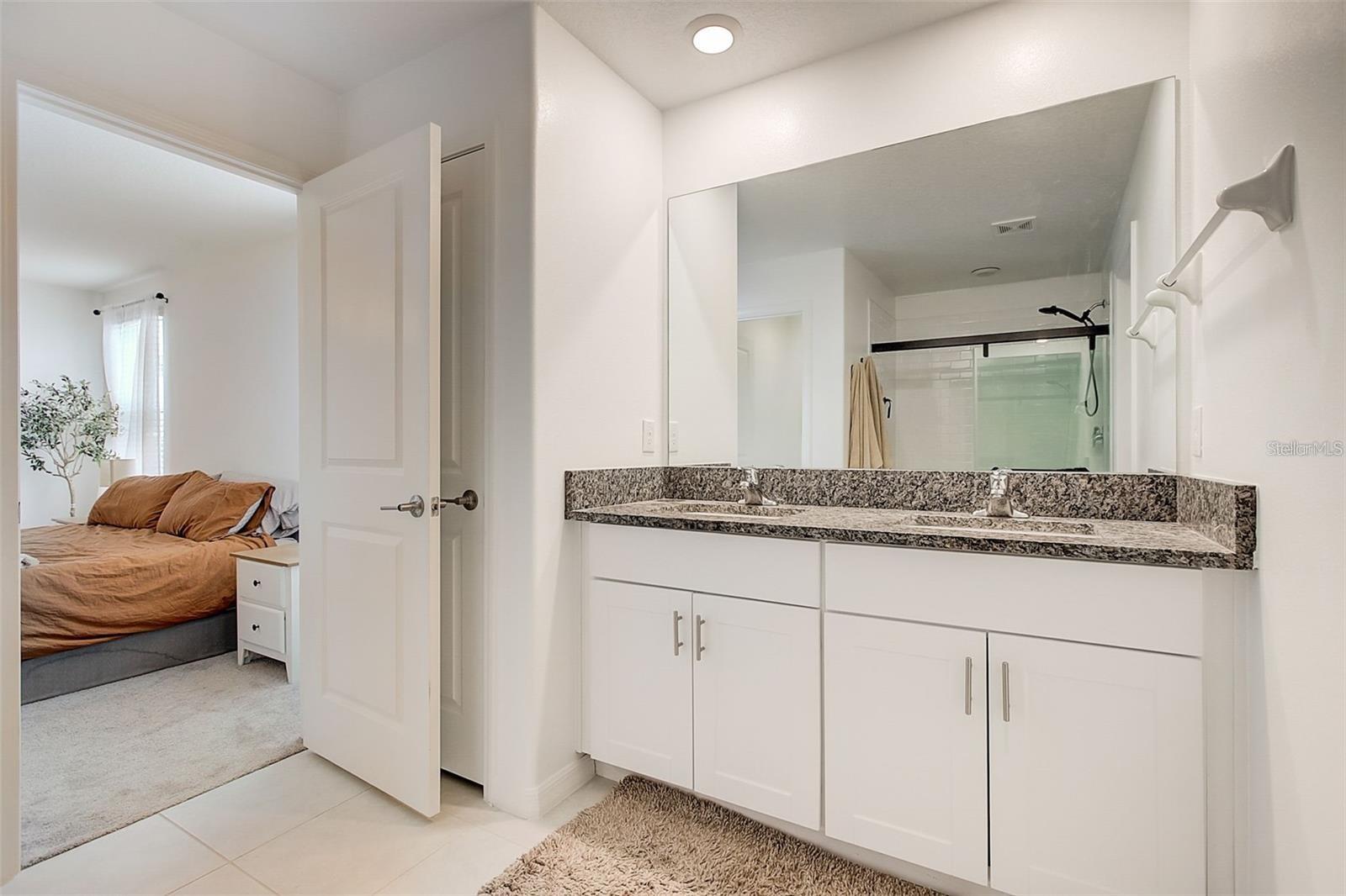 Image 23 of 36 For 9906 Jackfruit Court