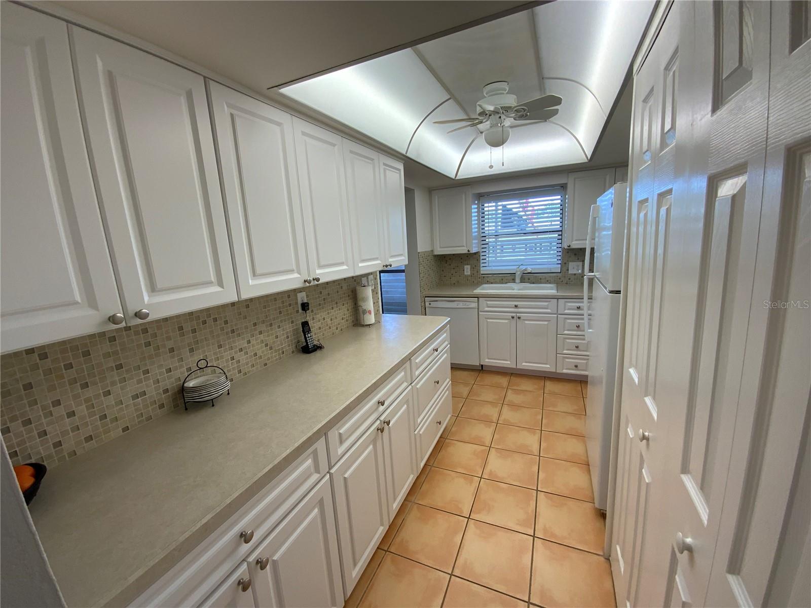 Image 10 of 43 For 7050 Sunset Drive S 208