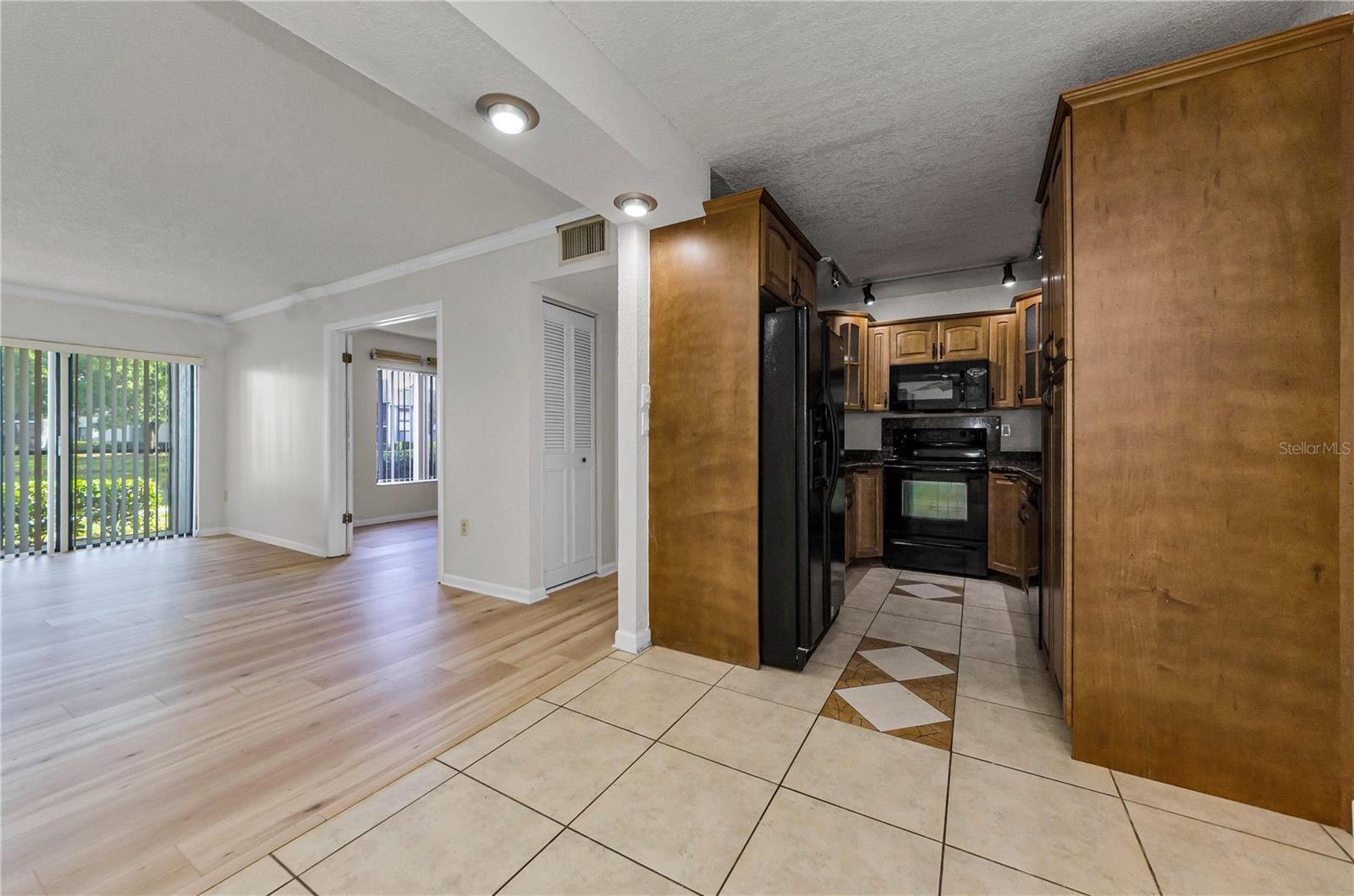 Image 20 of 55 For 1109 Pine Ridge Circle W G1