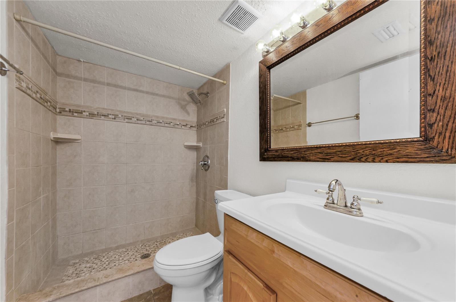 Image 27 of 55 For 1109 Pine Ridge Circle W G1
