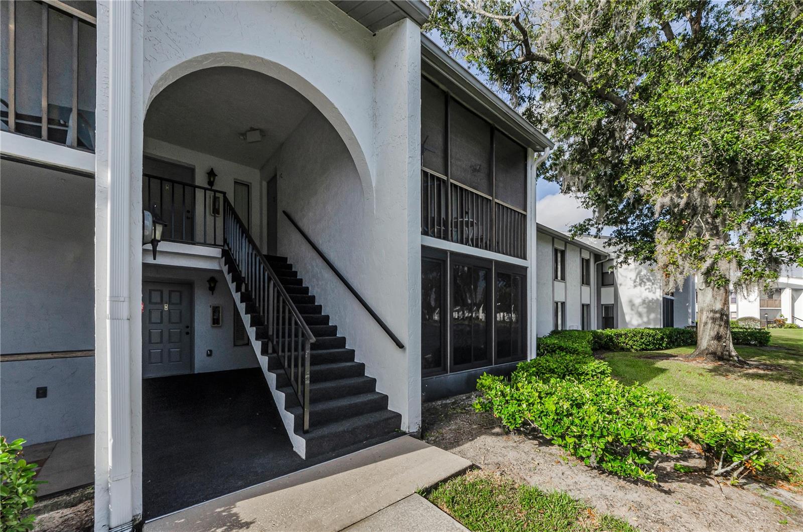 Image 39 of 55 For 1109 Pine Ridge Circle W G1