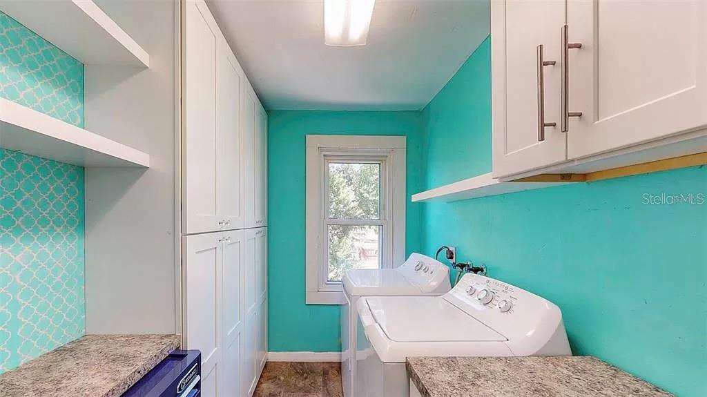 Image 11 of 20 For 734 15th Street N