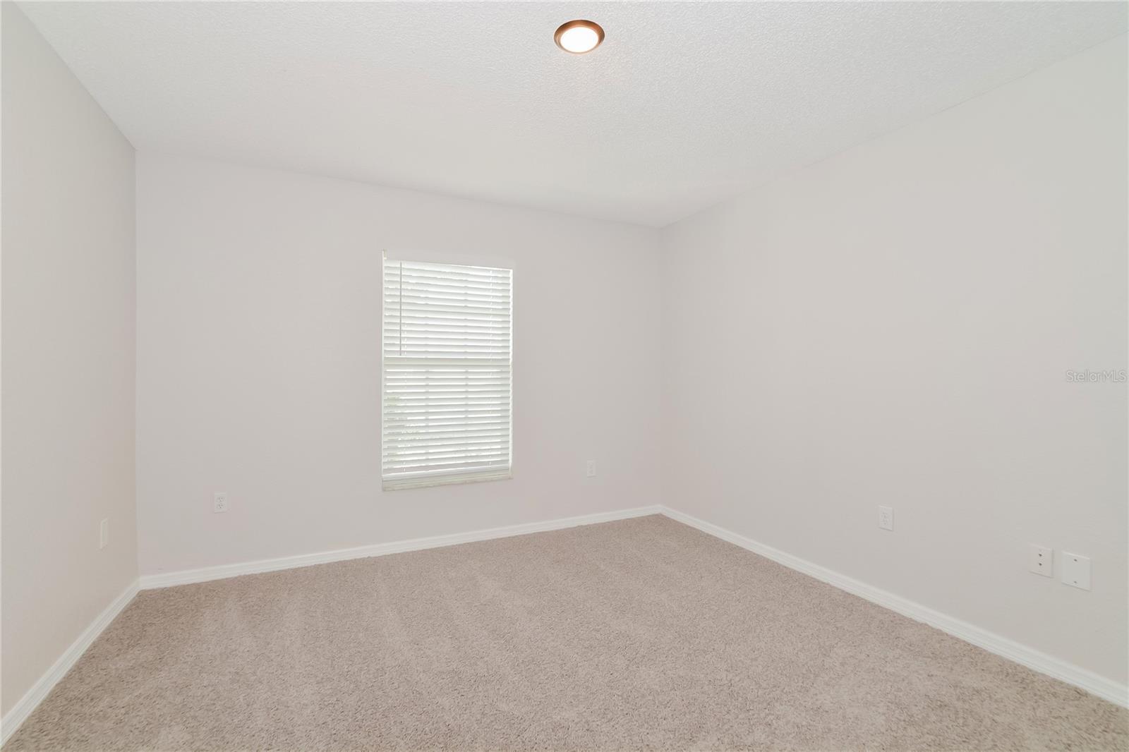 Image 11 of 15 For 565 Terranova Circle