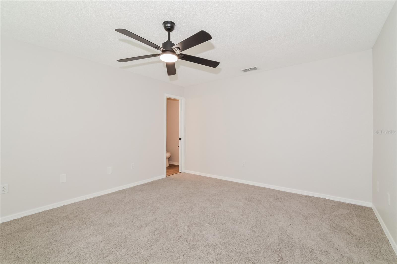 Image 7 of 15 For 565 Terranova Circle