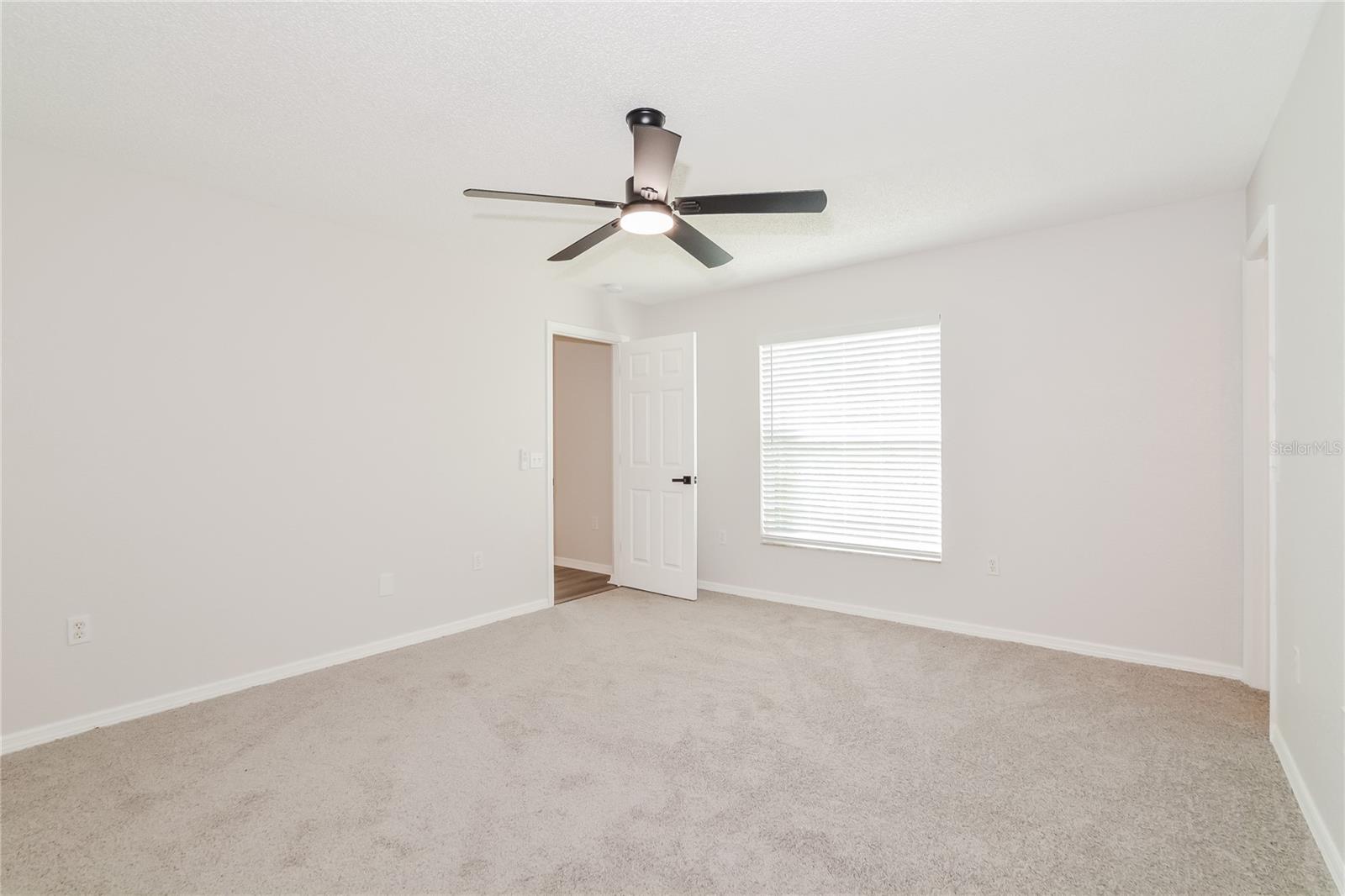 Image 8 of 15 For 565 Terranova Circle