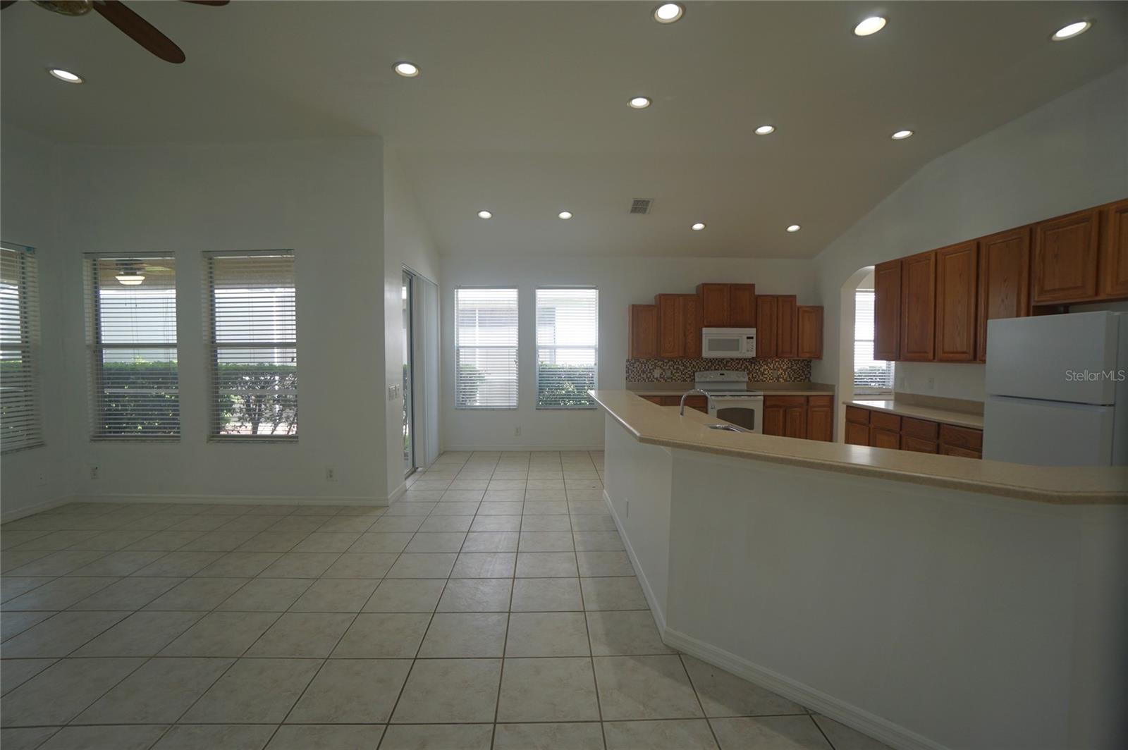 Image 23 of 31 For 10214 Evergreen Hill Drive
