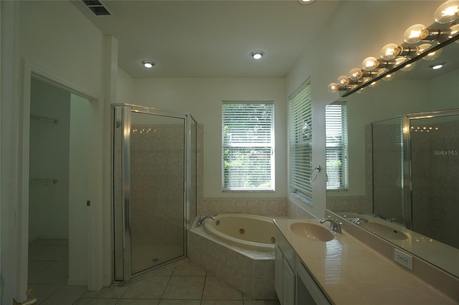Image 28 of 31 For 10214 Evergreen Hill Drive