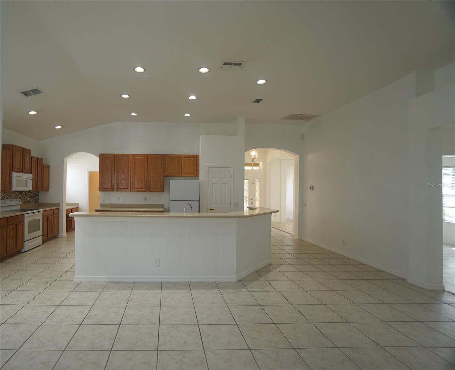 Image 8 of 31 For 10214 Evergreen Hill Drive