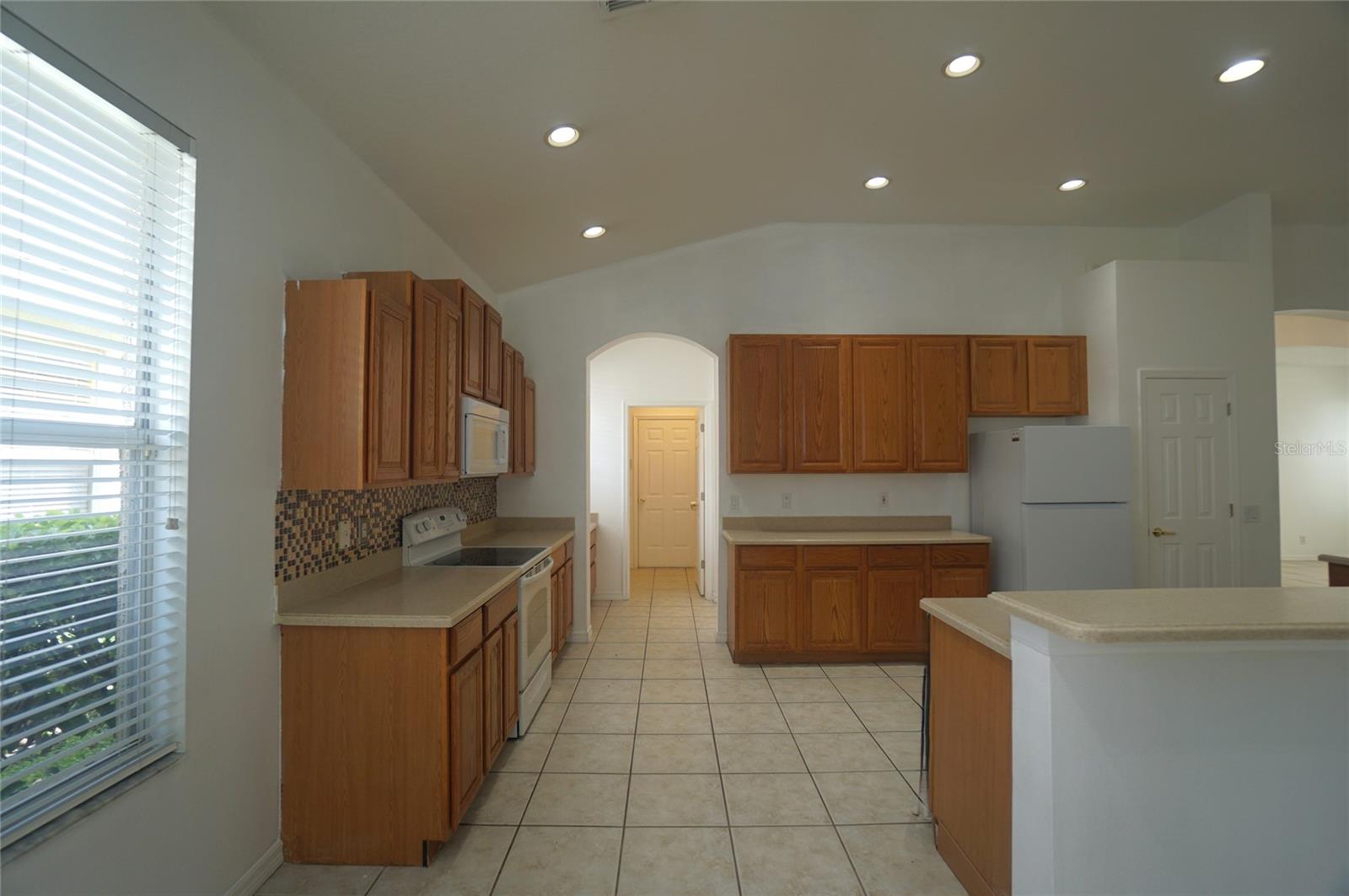 Image 9 of 31 For 10214 Evergreen Hill Drive
