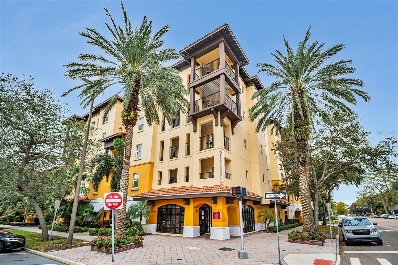 Details for 100 4th Avenue S 208, ST PETERSBURG, FL 33701