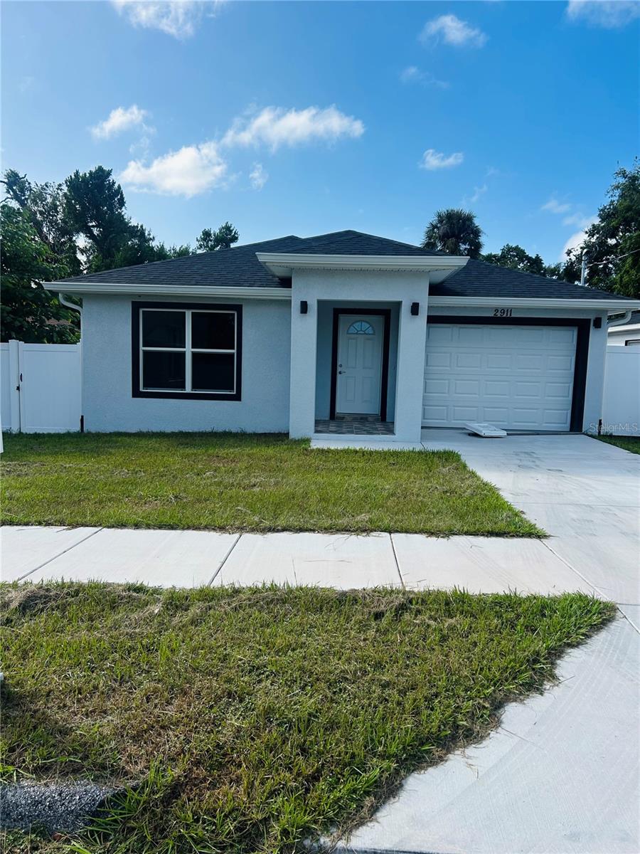 Listing Details for 2911 20th Avenue, TAMPA, FL 33605