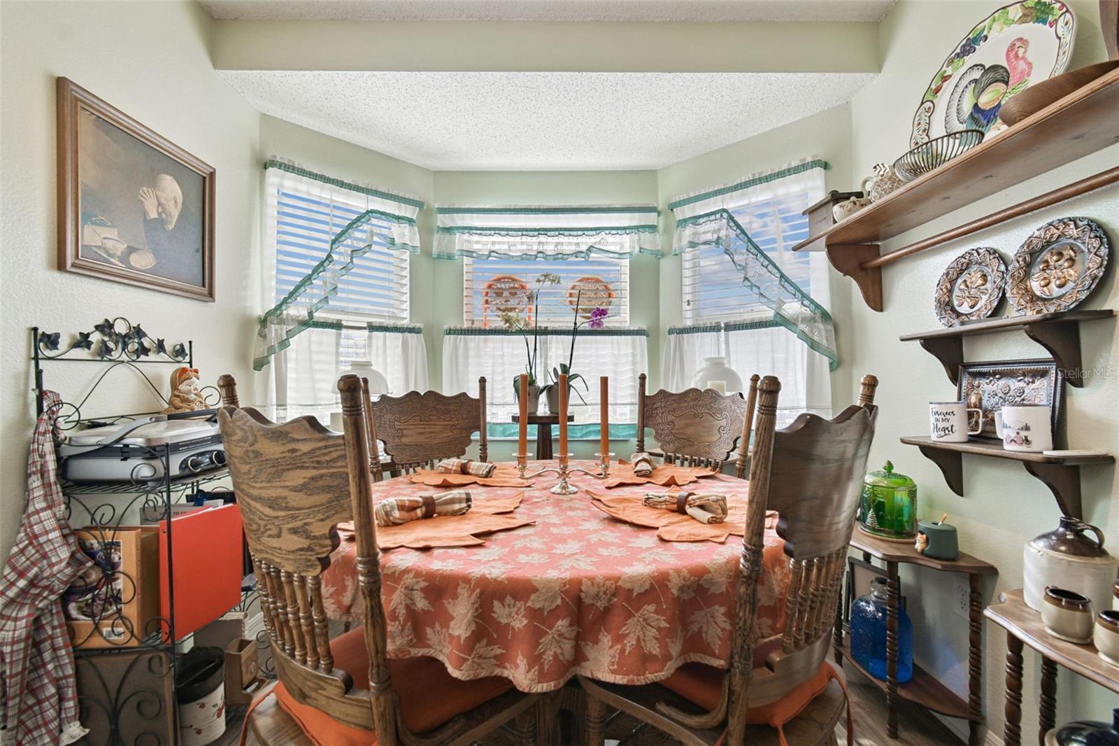 Listing photo id 11 for 27141 La Jolla Way