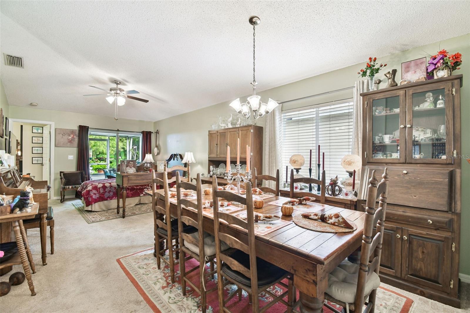 Listing photo id 14 for 27141 La Jolla Way