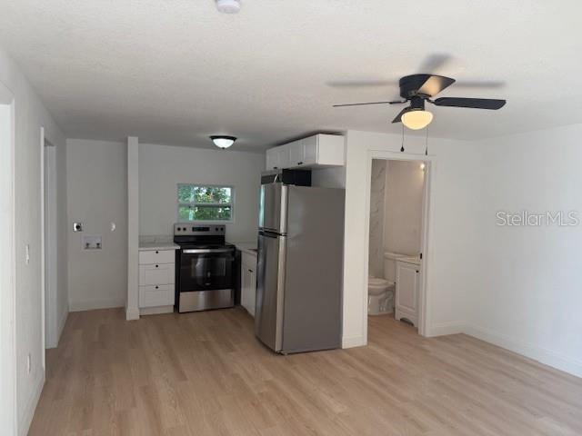 Image 4 of 15 For 4605 Hubert Avenue 18