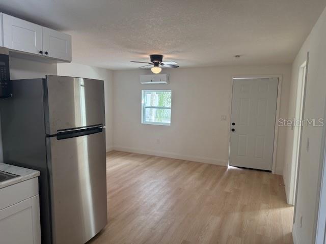 Image 6 of 15 For 4605 Hubert Avenue 18