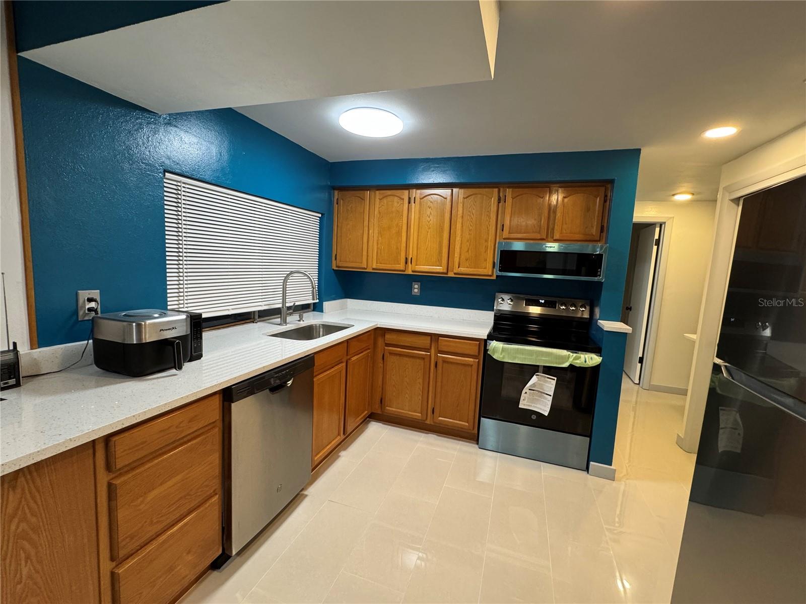 Image 10 of 46 For 3447 Columbus Drive