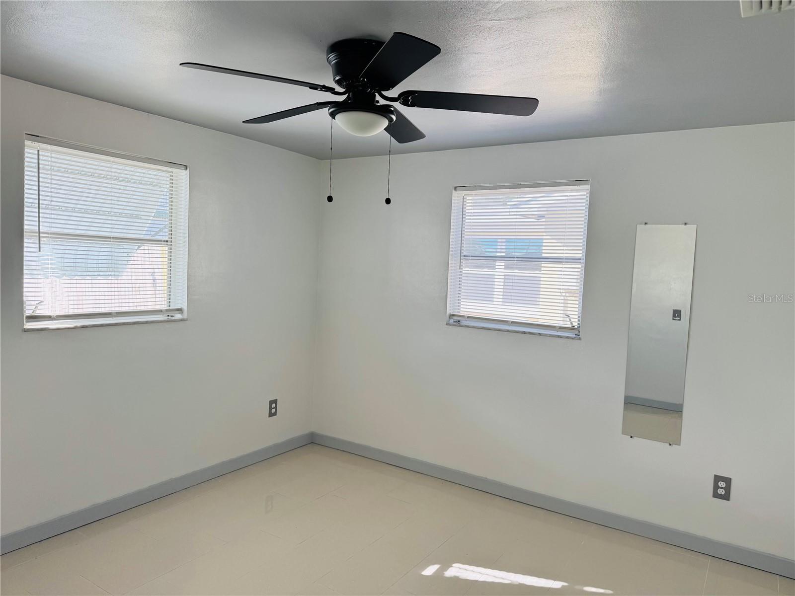 Image 26 of 46 For 3447 Columbus Drive