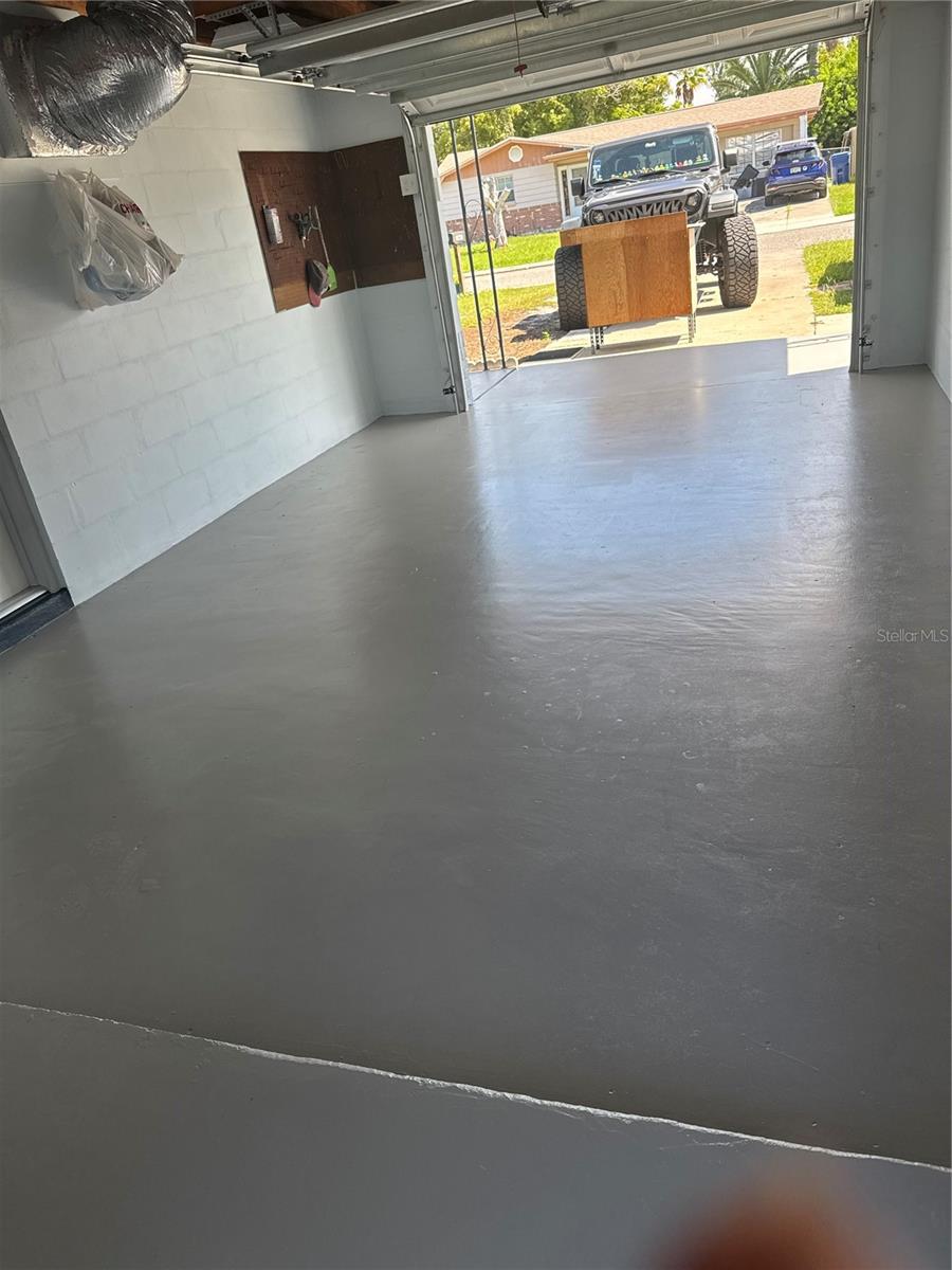 Image 4 of 46 For 3447 Columbus Drive