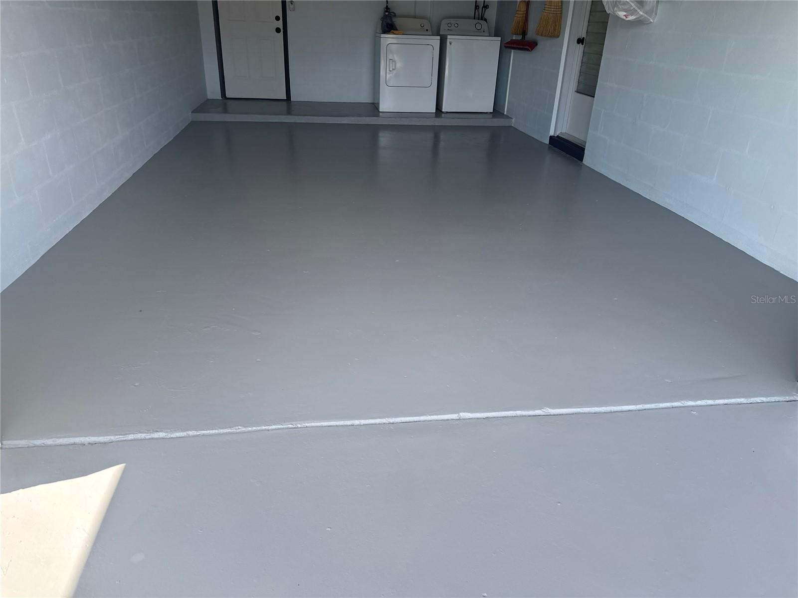 Image 7 of 46 For 3447 Columbus Drive