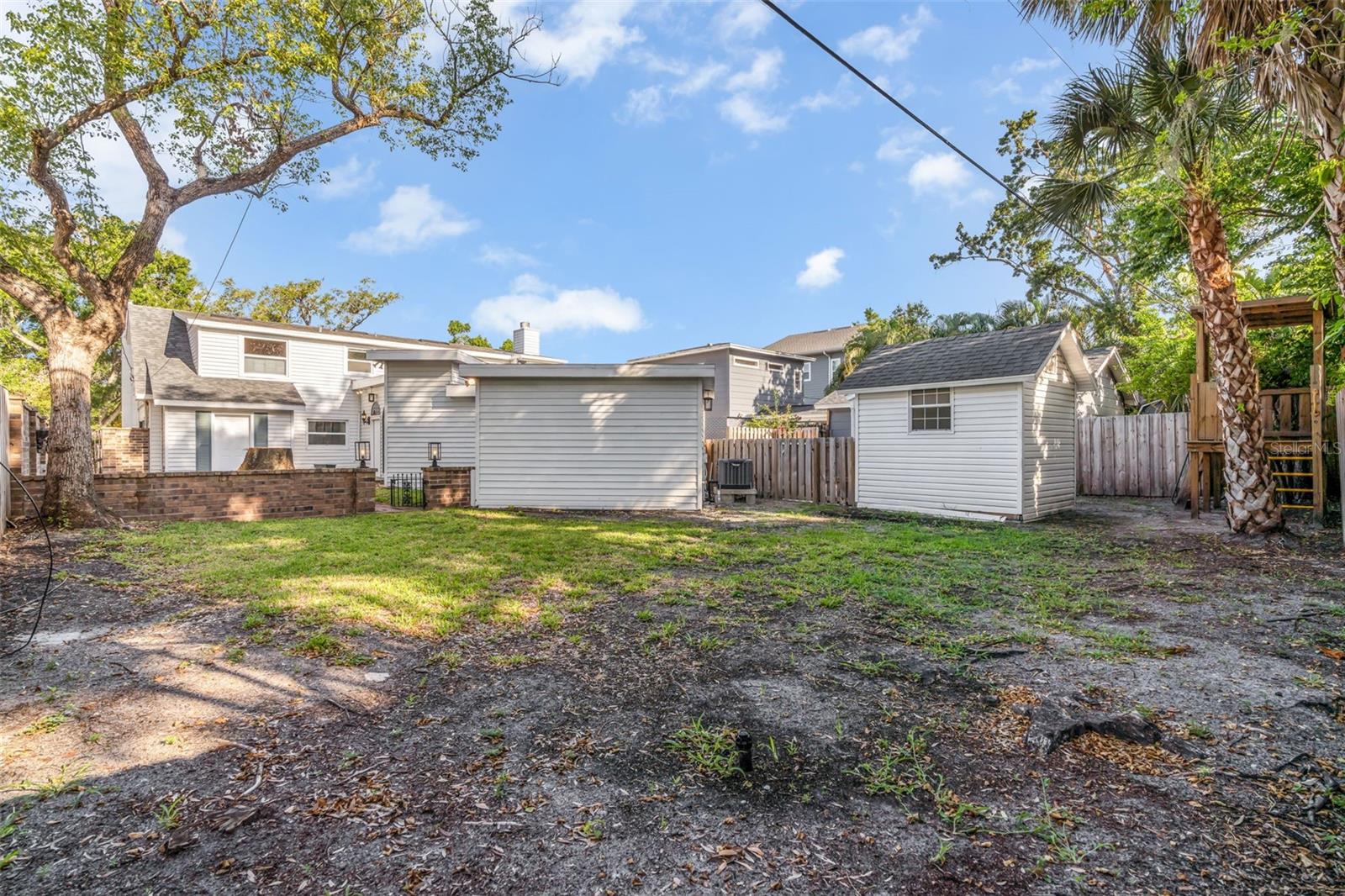 Image 20 of 21 For 216 Shore Crest Drive