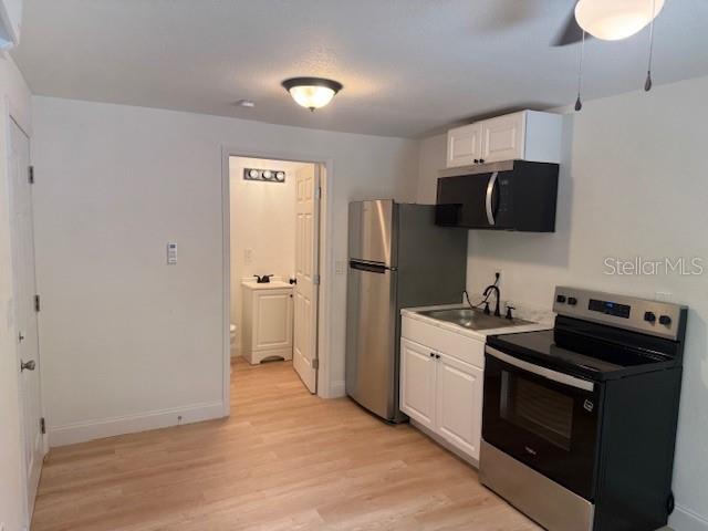 Image 3 of 12 For 4605 Hubert Avenue 21